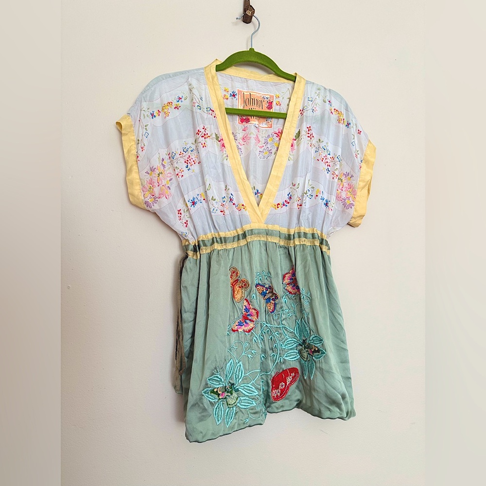 Johnny Was Mint, Yellow & White Embroidered Butterfly V-Neck Tunic